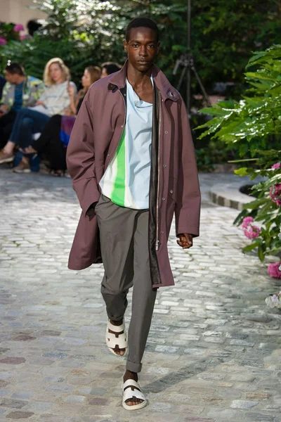 Look 20